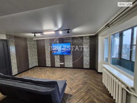 Продам 3-кімнатну квартиру