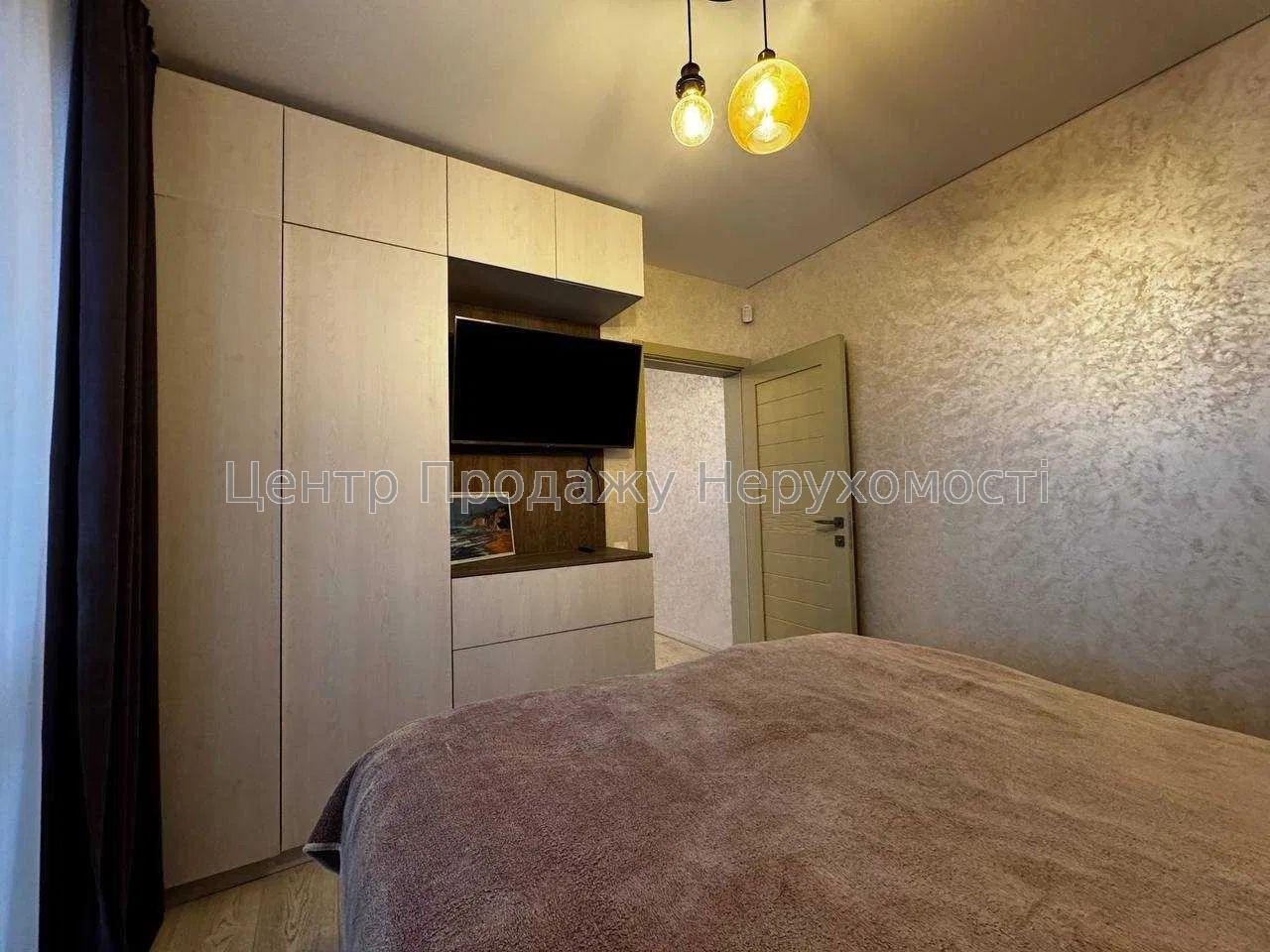 Фото Продам 3к квартиру, вул. Балакірєва, Павлово Поле12