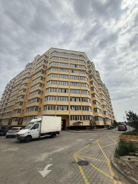 Продам 2-комнатную квартиру в новостройке