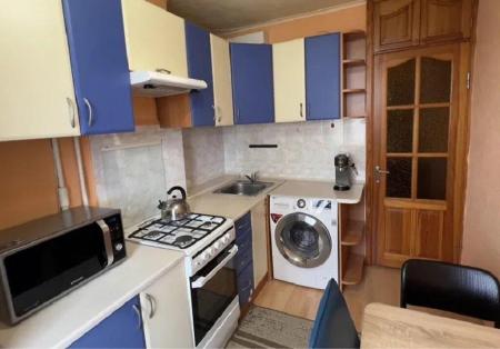 Продам 3-кімнатну квартиру
