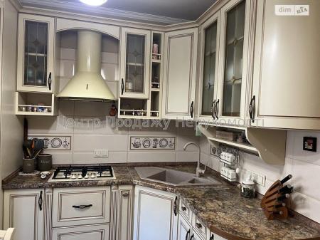 Продам 3-кімнатну квартиру