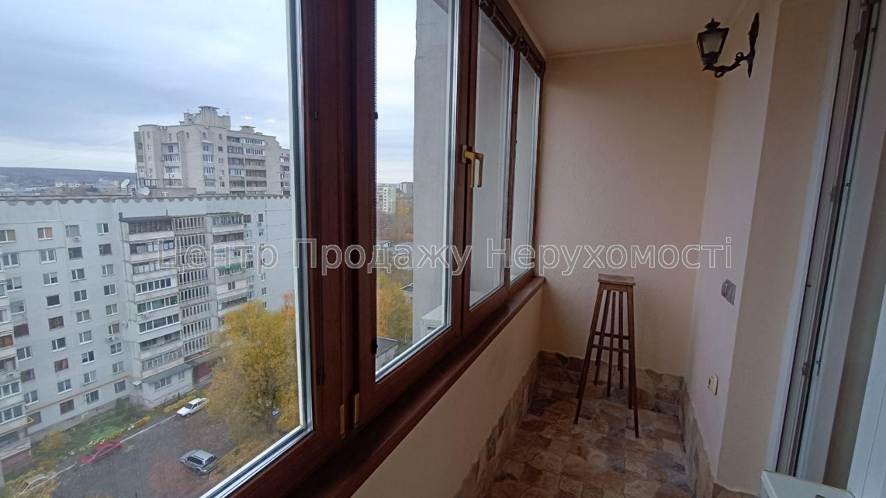 Фото Продам велику (62м2) 1к квартиру на Заліській 3а12