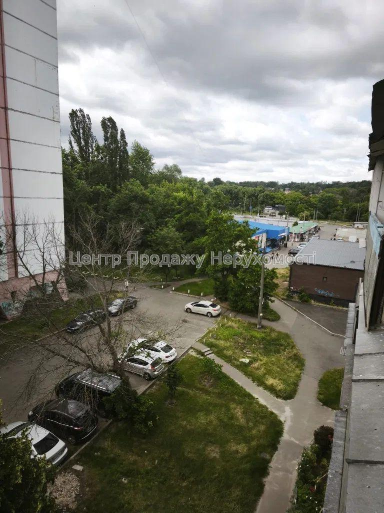 Фото Продам 1-кімнатну квартиру біля метро Мінська20