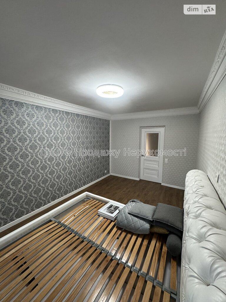 Фото Продаж квартири8