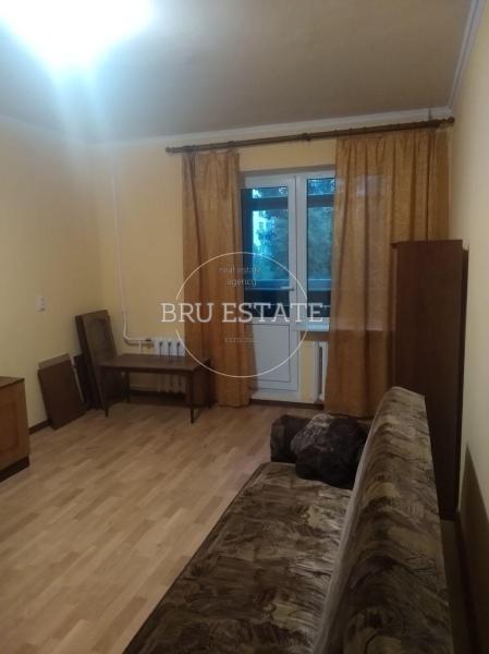 Продам 2-кімнатну квартиру