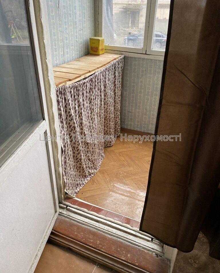 Фото Продається 3-кімнатна квартира в Києві ІВ12