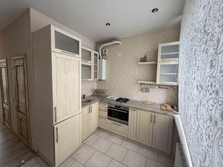 Продам 2-кімнатну квартиру