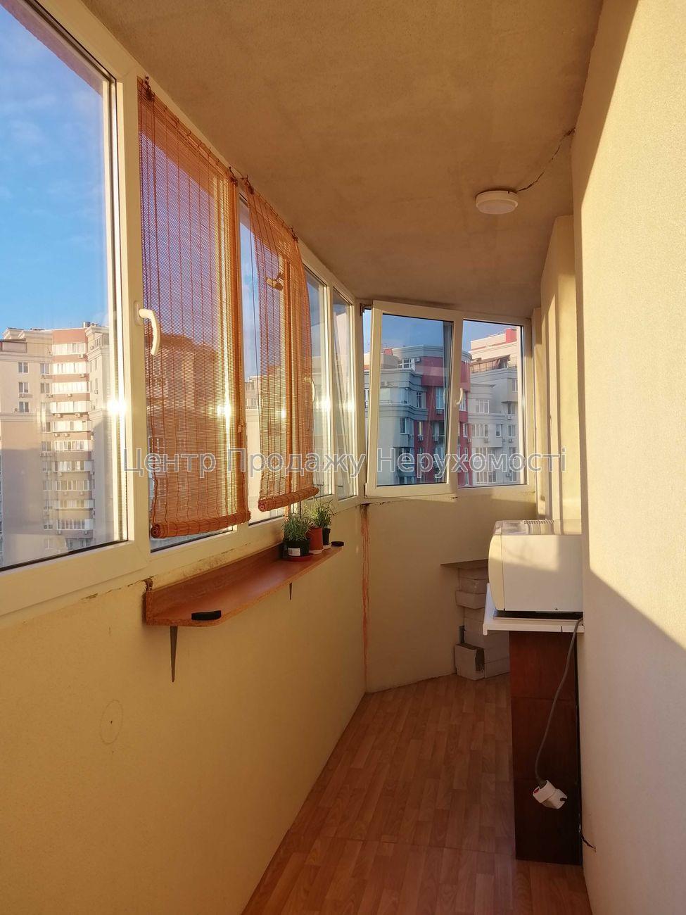 Фото . Продається 2-кімнатна квартира8