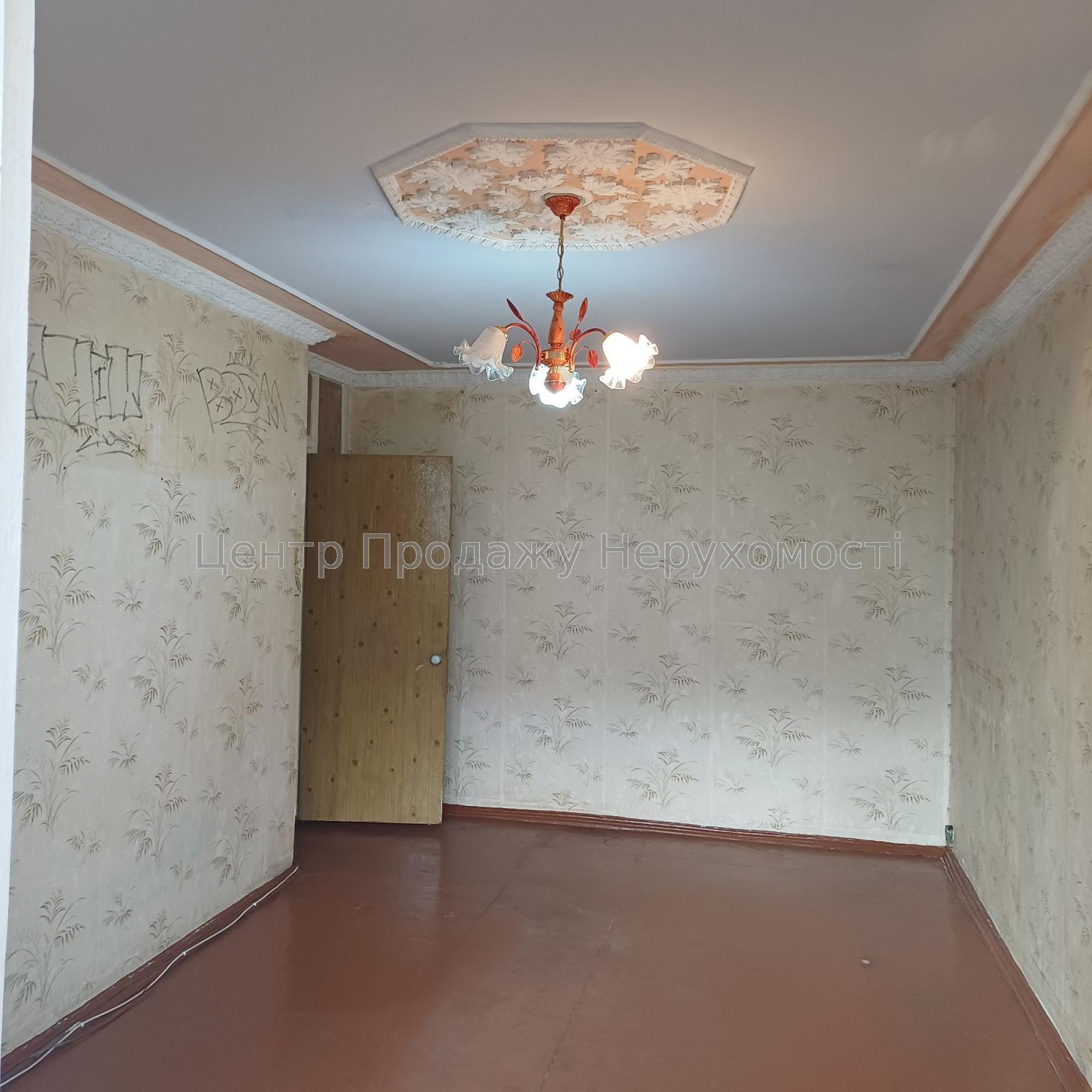 Фото R8 Продам 1к квартиру біля метро Спортивна1