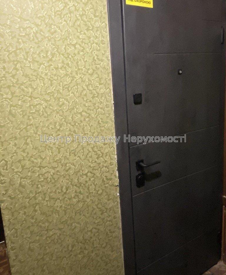 Фото Продається 3-кімнатна квартира в Києві ІВ1