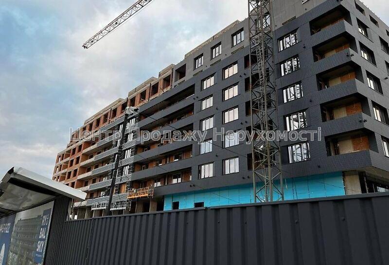 Фото Продаж 1к квартири 71.98 кв. м,район Подільський4