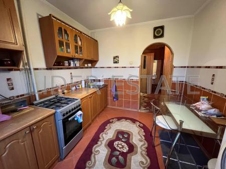 Продам 2-кімнатну квартиру