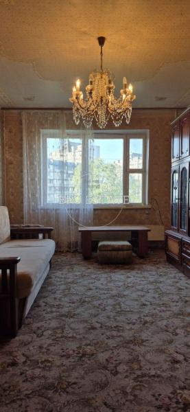 Продам 3-кімнатну квартиру
