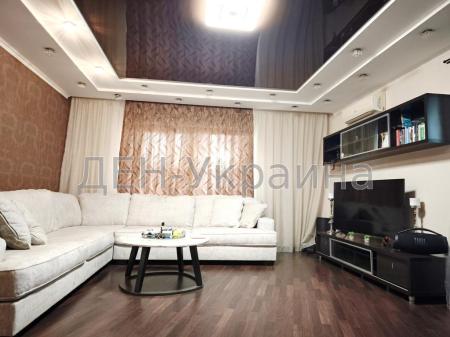 Продам 2-кімнатну квартиру, ЖК «Діадема»