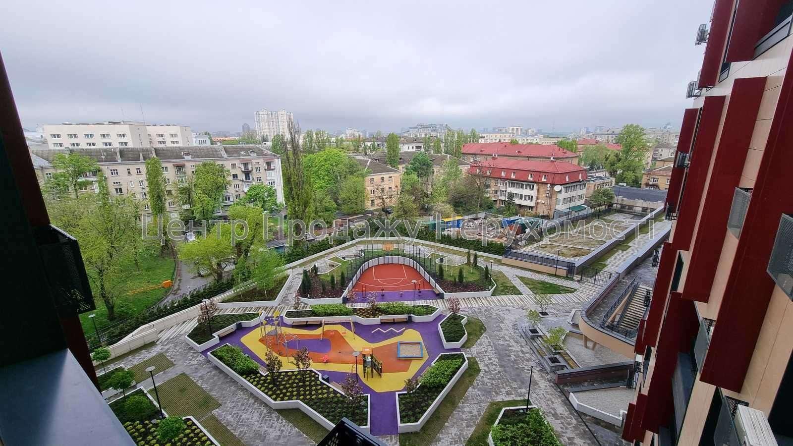 Фото 3 к, Киев, Соломенский11