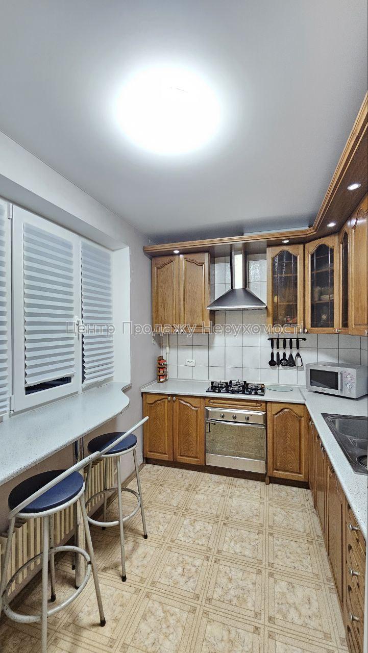 Фото Продам 3к. квартиру з ремонтом м. Масельського5