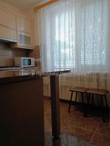 Продам 2-кімнатну квартиру