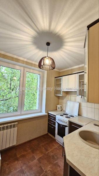 Продам 3-кімнатну квартиру