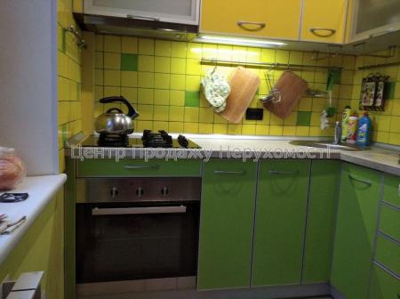 Продам 3-кімнатну квартиру