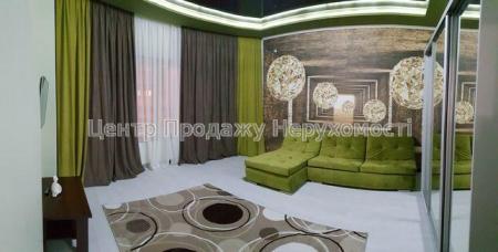 Продам 3-кімнатну квартиру в новобудові