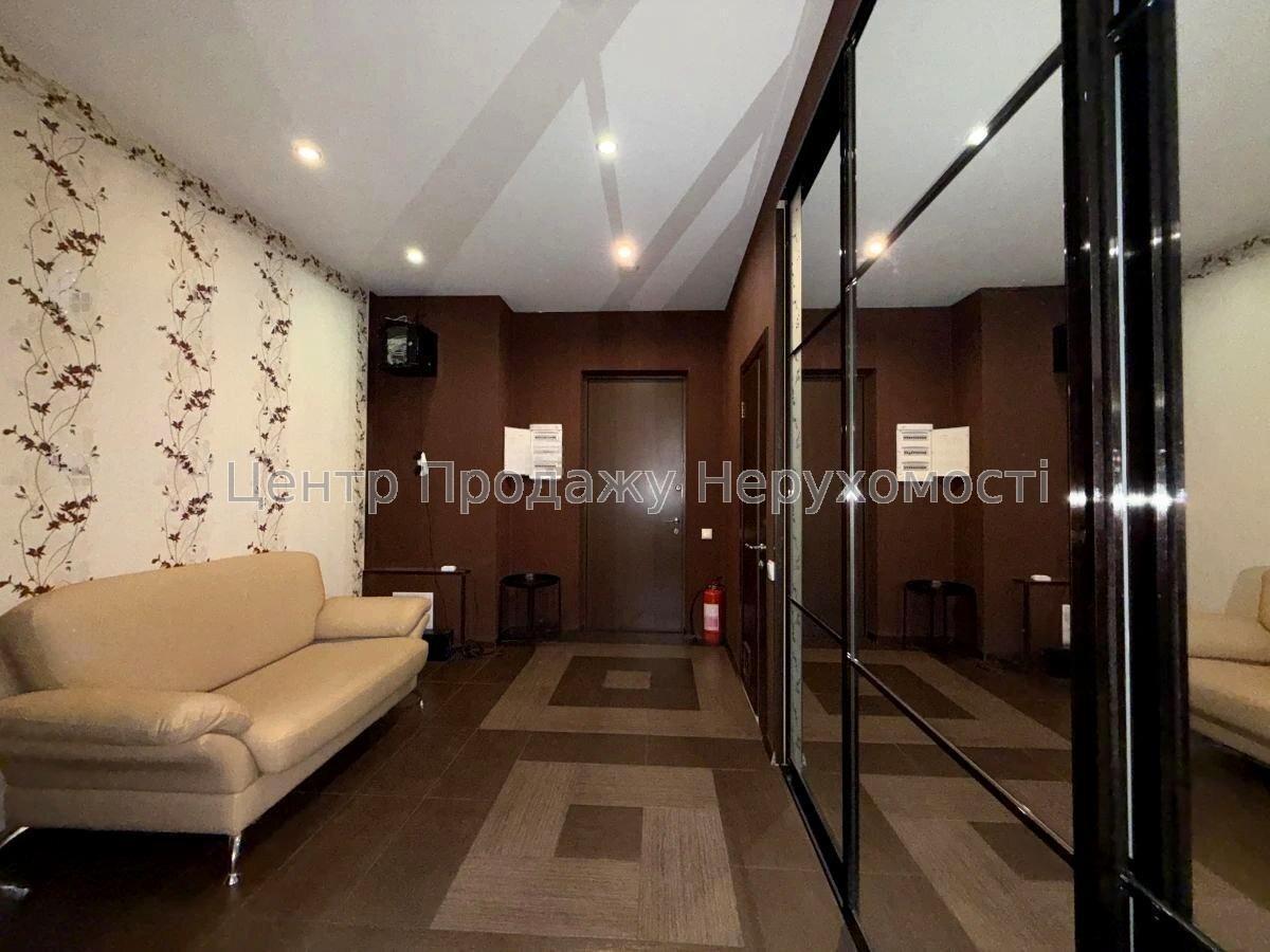 Фото Продам 2к квартиру ЖК Світлий Дім9