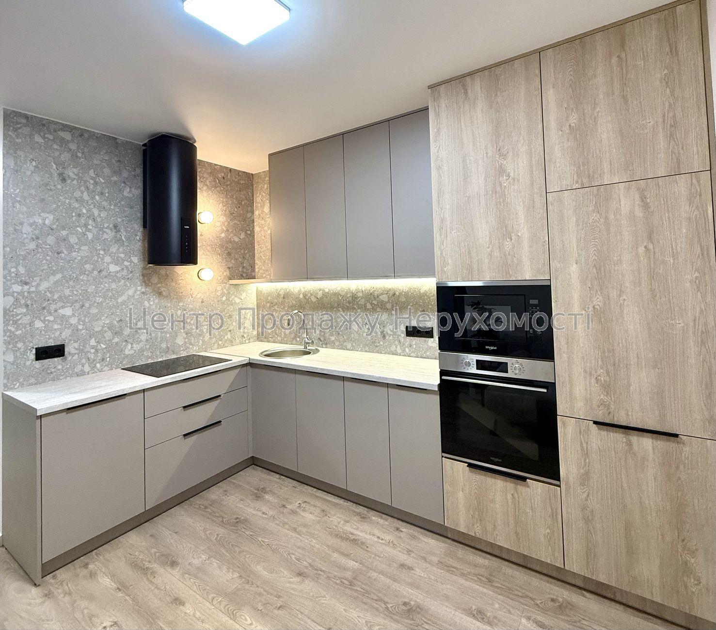 Фото Продаж 1-кімнатної квартири в ЖК 