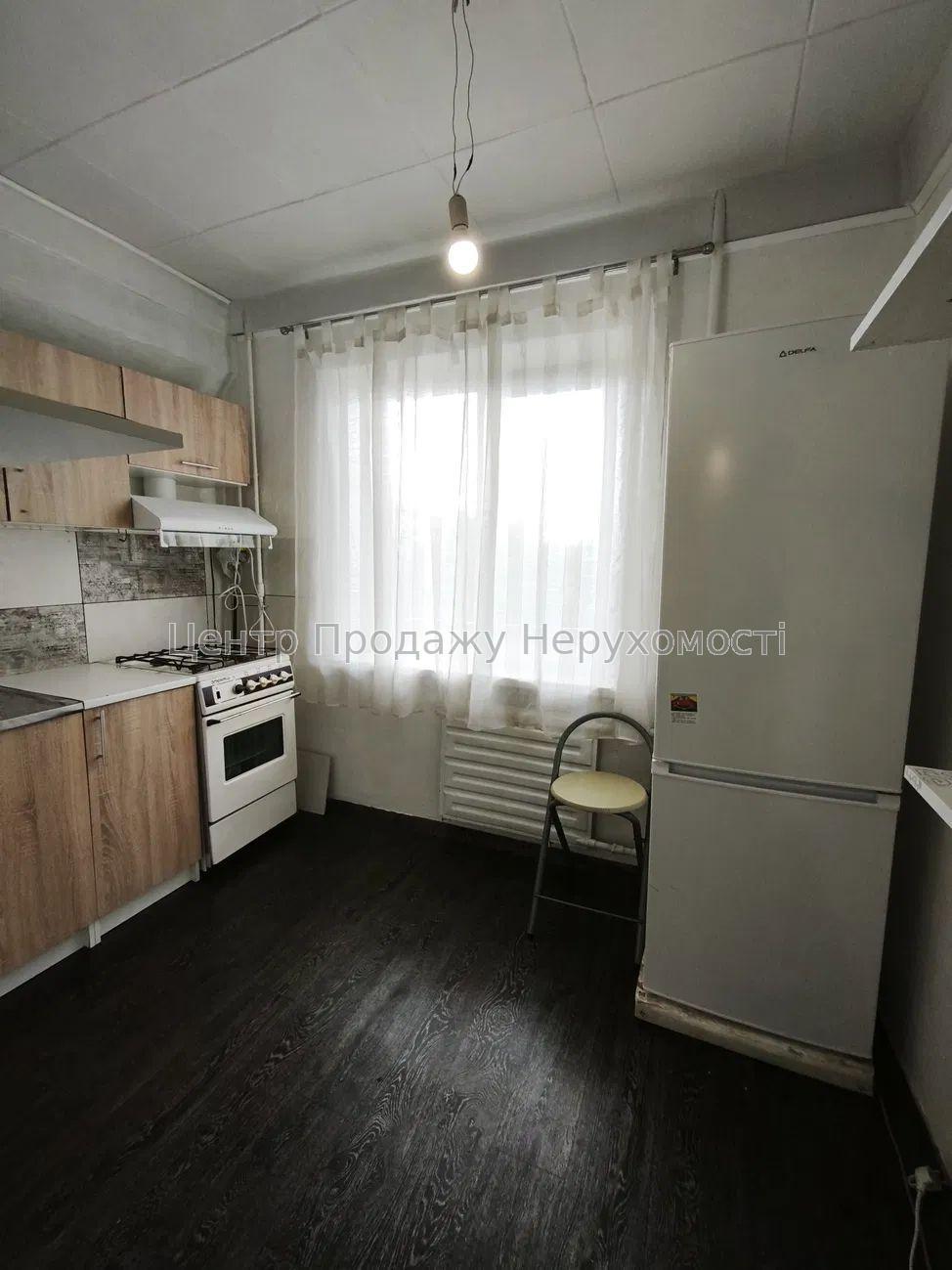 Фото Продам 1-кімнатну квартиру біля метро Мінська1