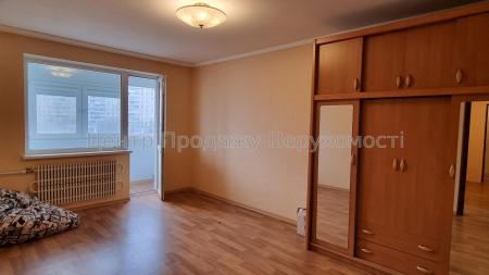 Продам 2-комнатную квартиру