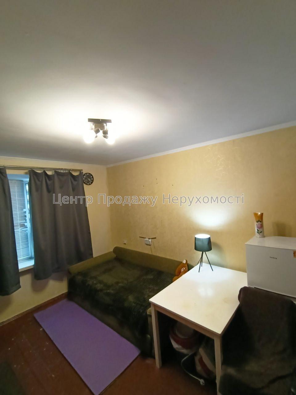 Фото У продажі кімната у гуртожитку по вул.Новопирогівська, 27/24