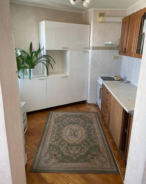 Продам 3-кімнатну квартиру