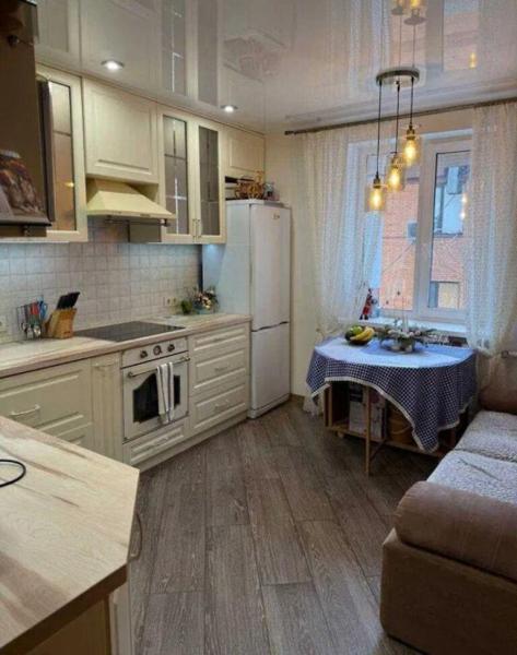 Продам 2-кімнатну квартиру