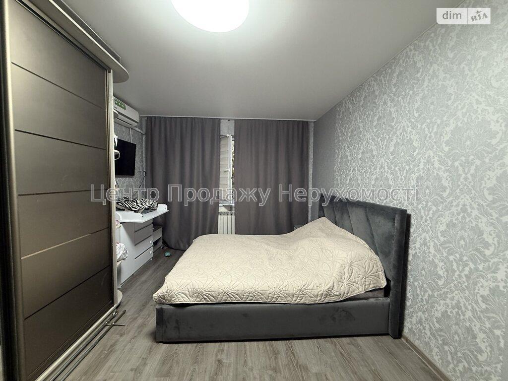 Фото Продам однокімнатну квартиру3