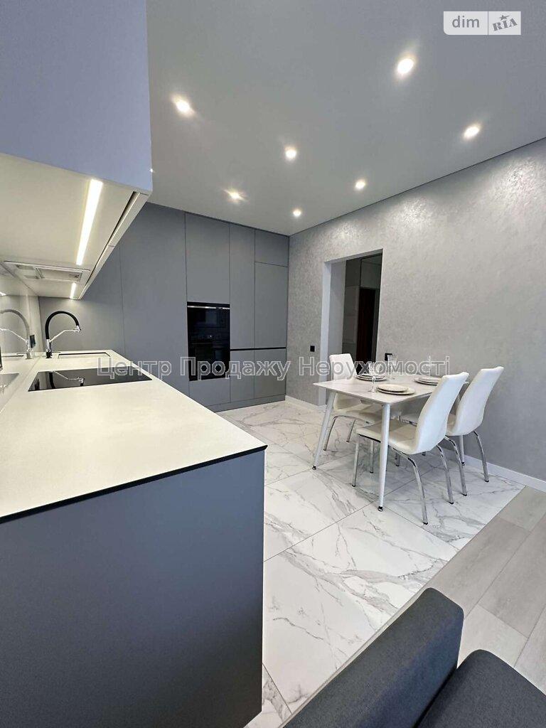 Фото Продаж квартири10