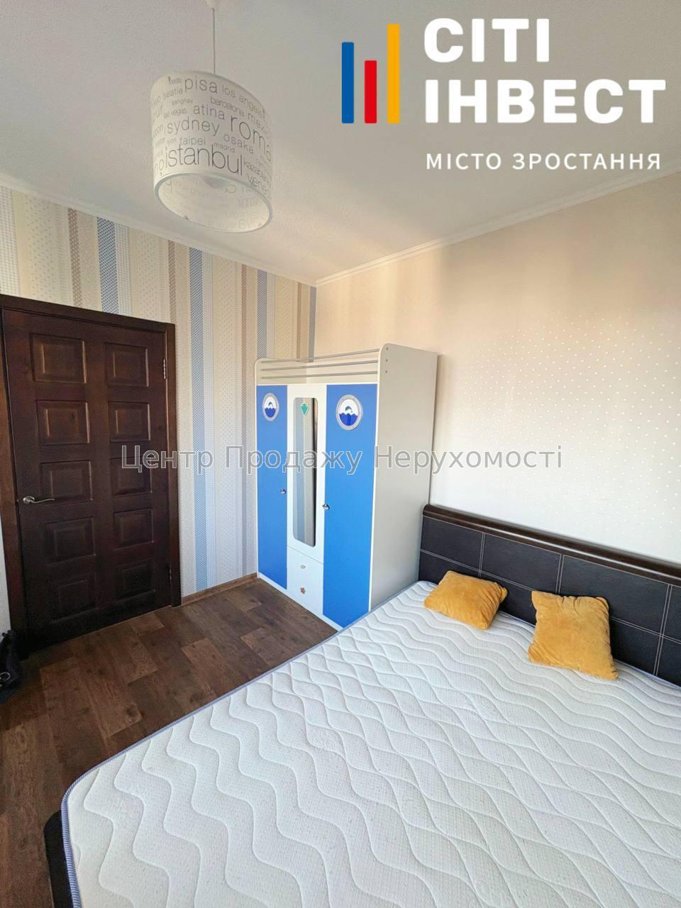 Фото Продам 2к. квартиру м. Олексіївська4