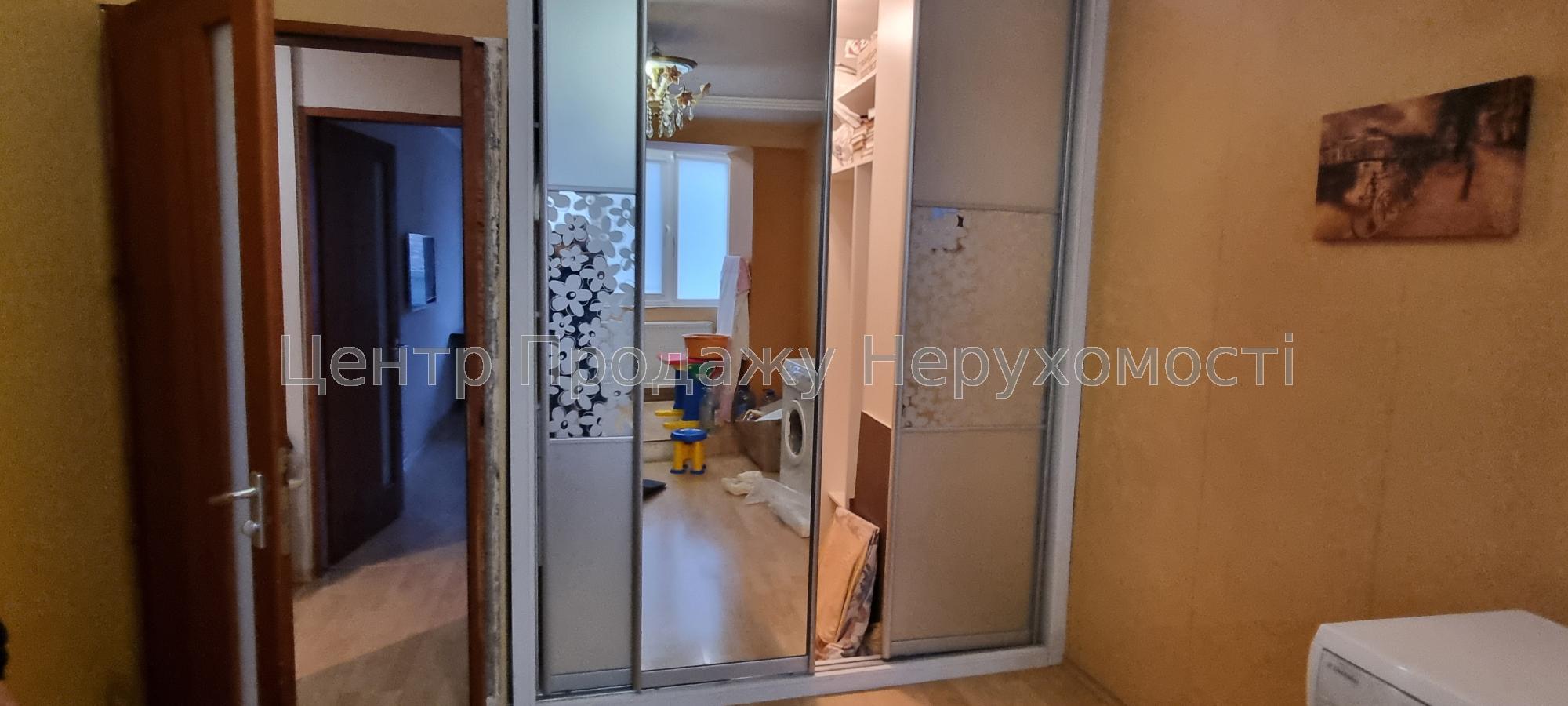 Фото Продаж 3 к квартира, Олексіївка, Л. Свободы 315