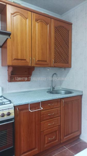 Продам 2-комнатную квартиру