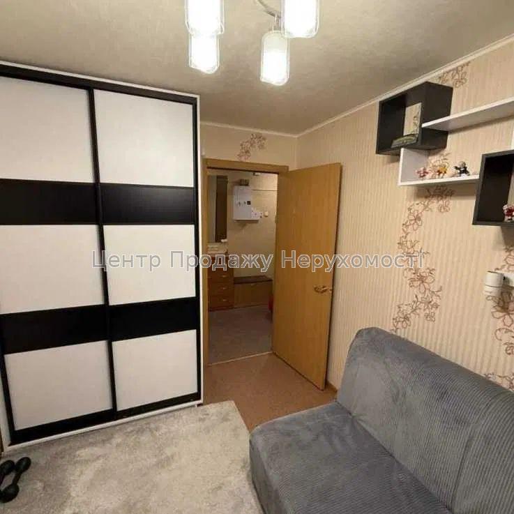 Фото Продам 2к квартиру м. Наукова Q82