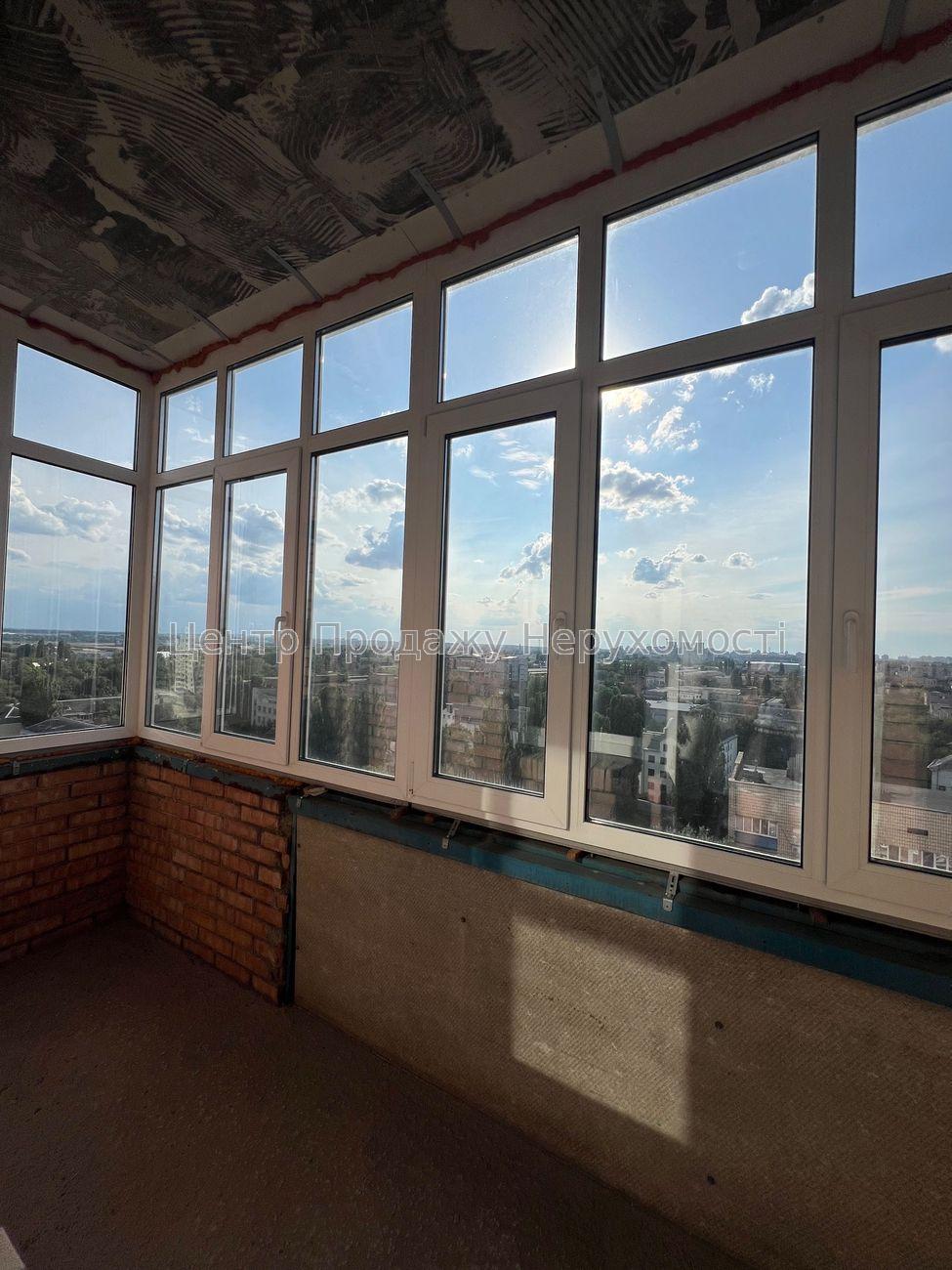 Фото Продаж квартири 3 кімн. 13/15 пов. 140 м², Київ11