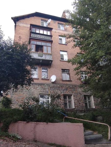 Продам 2-кімнатну квартиру