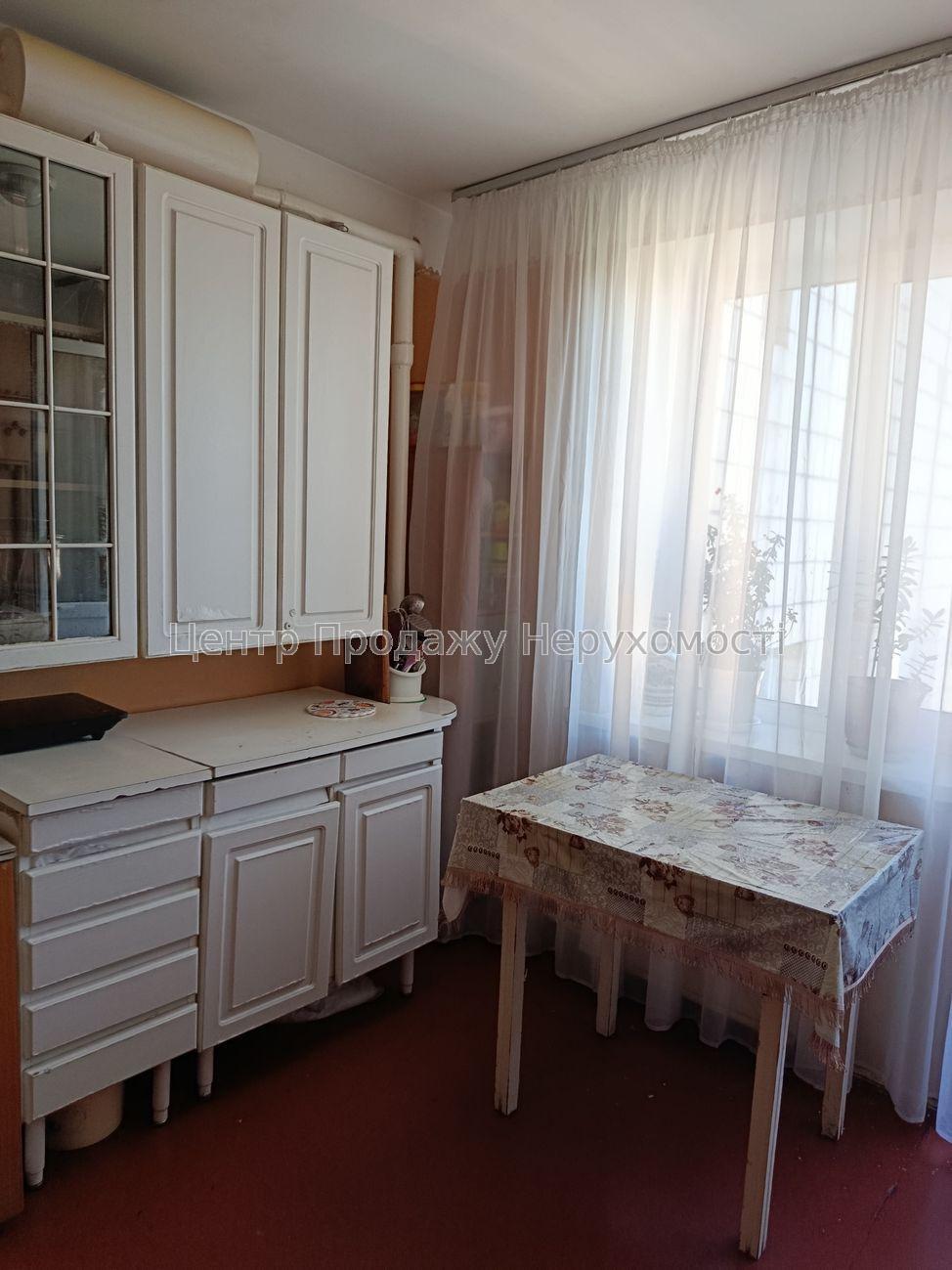 Фото Продаж кімнати11
