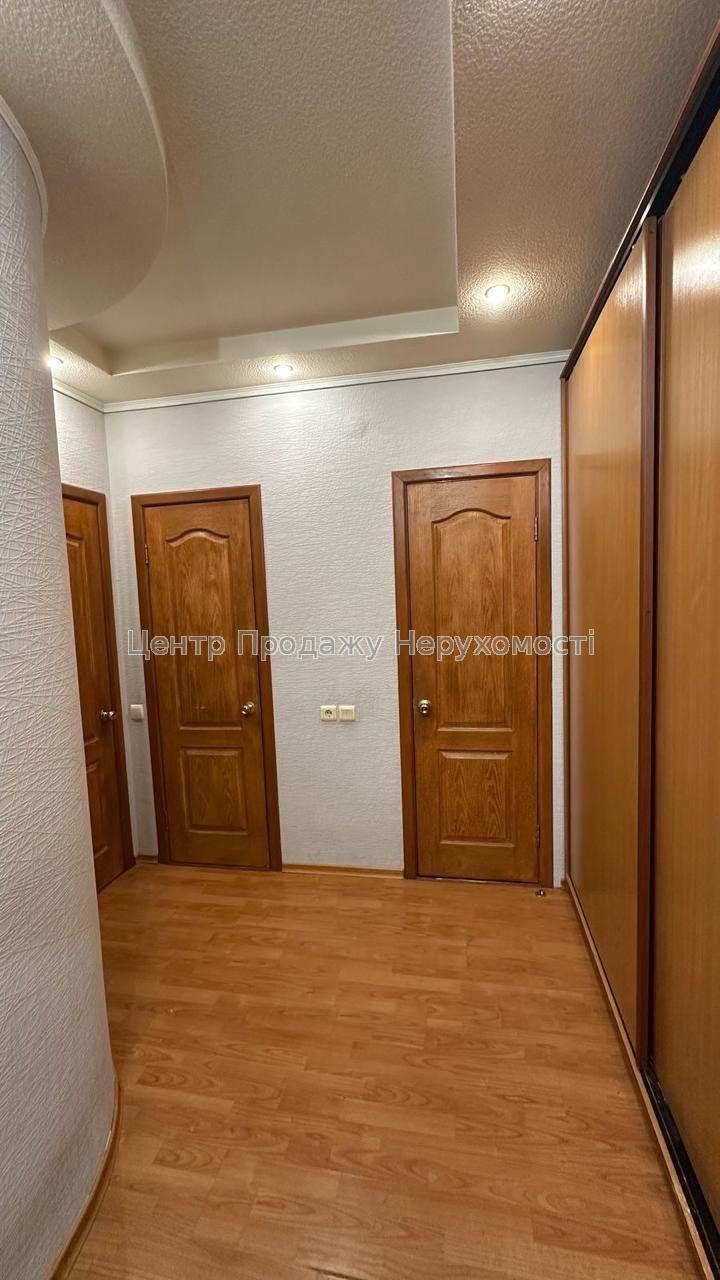 Фото 2кімн квартира з автономним опаленням біля метро10