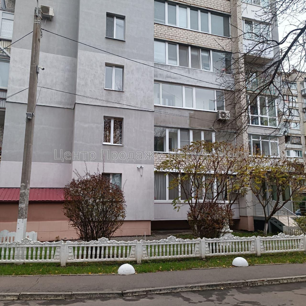 Фото Продам велику (62м2) 1к квартиру на Заліській 3а15