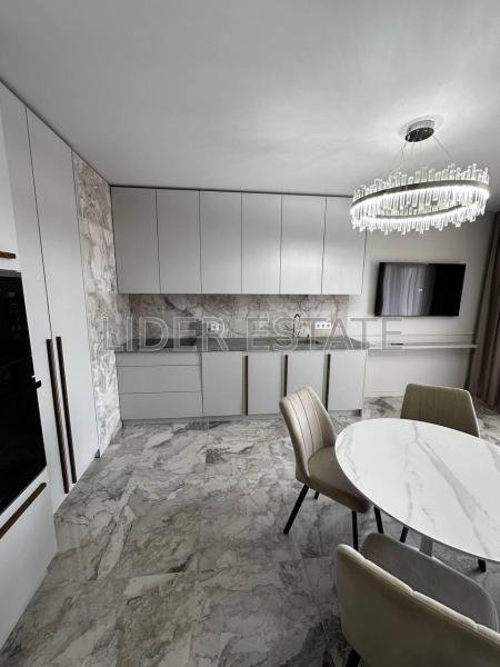 Продам 2-кімнатну квартиру, ЖК «Радіщева»