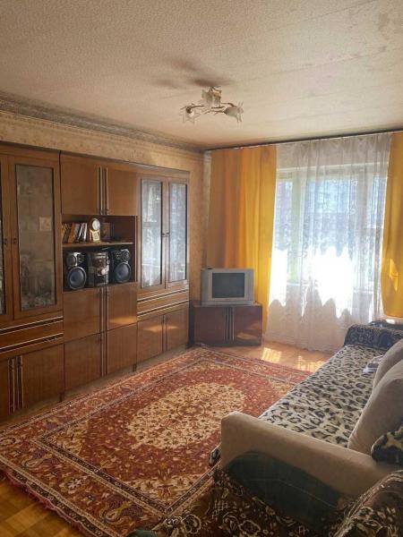 Продам 2-кімнатну квартиру