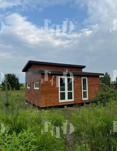 Продам дачний будинок