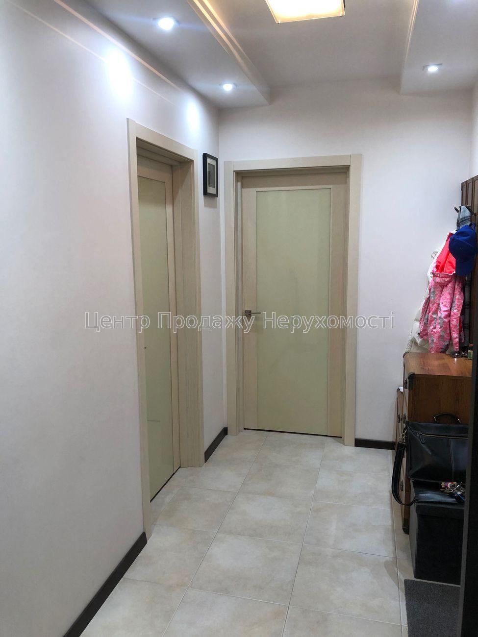 Фото Продам стильну 2к квартиру біля метро Васильківська. Голосіївський р-6