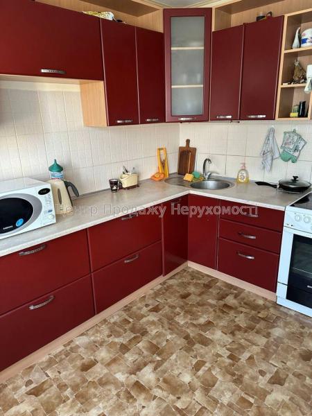 Продам 3-кімнатну квартиру