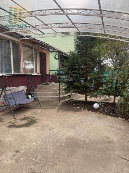 Продам 2-кімнатну квартиру