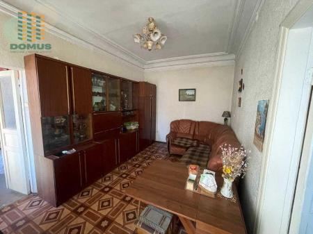 Продам 2-кімнатну квартиру