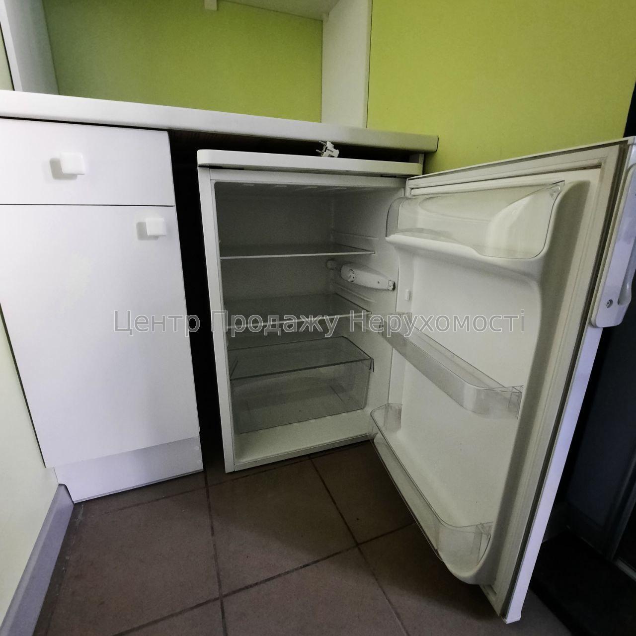 Фото Здам приміщення з ремонтом, метро Вокзальна7
